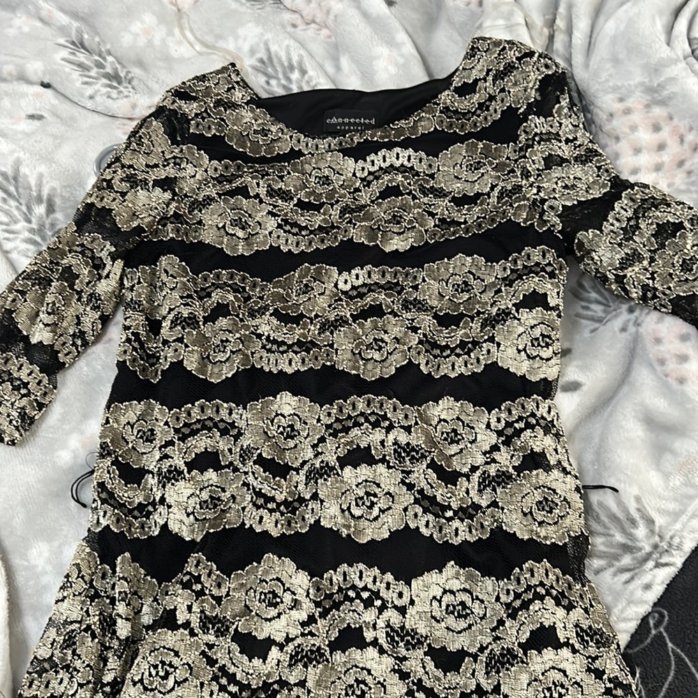 Connected apparel top